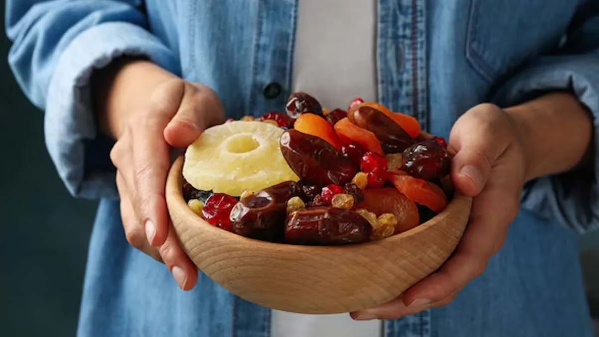 01 ealth benefits of eating a handful of mixed dry fruits (1)