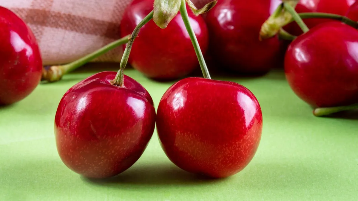 cherries-benefits-in-hindi