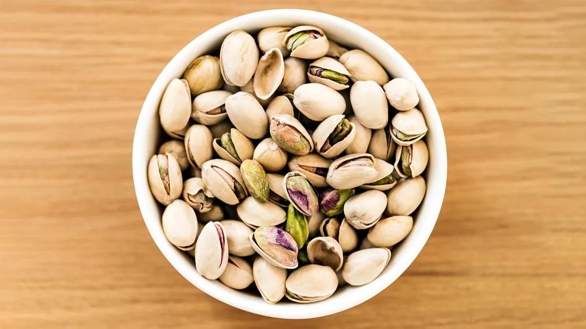 does eating pistachios cause weight gain or weight loss 1
