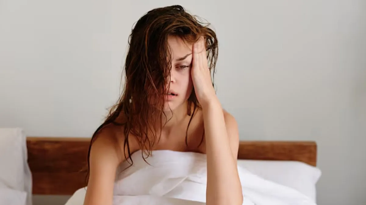sleeping-with-wet-hair