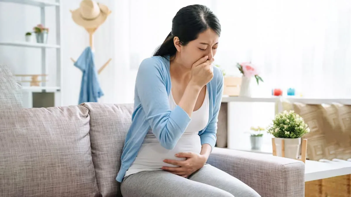 why pregnant women become sensitive to smell
