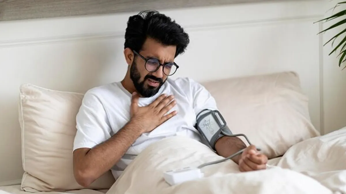 connection between Snoring due to sleep apnea