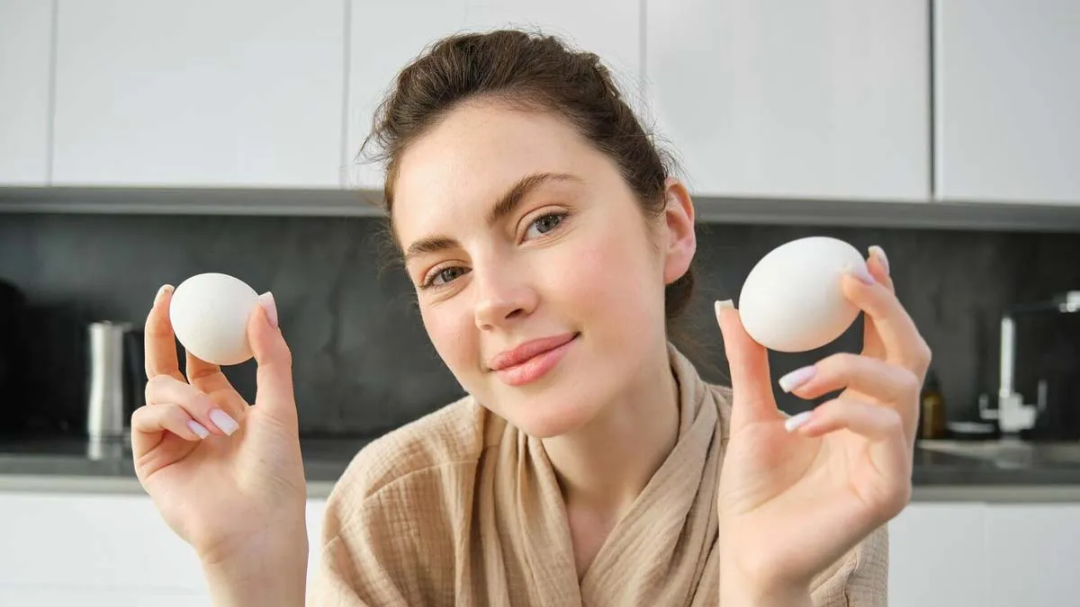 real-vs-fake-eggs-difference