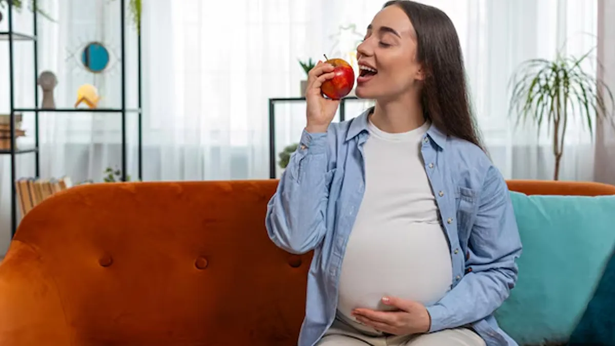Is It Safe To Keep Nine Days Navratri Fast During Pregnancy