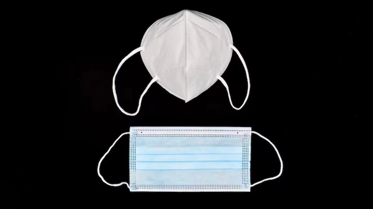 blue mask vs N95 mask