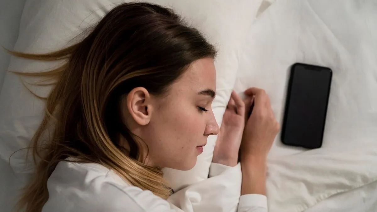 sleeping-and-cancer-risk-in-hindi