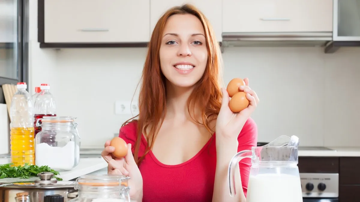 Is Eating Eggs on an Empty Stomach Healthy