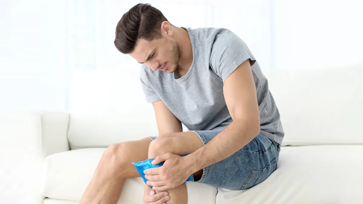 Why Knees Hurt When Standing Up