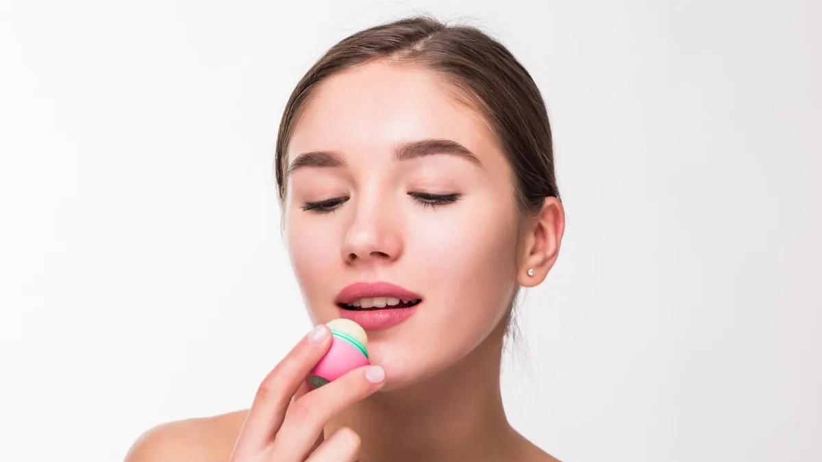 Causes Of Redness And Bumps Around Lips