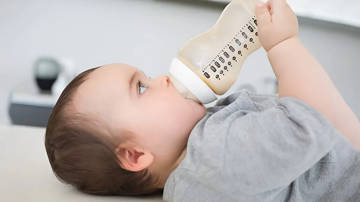 side-effects-of-overfeeding-milk-to-babies