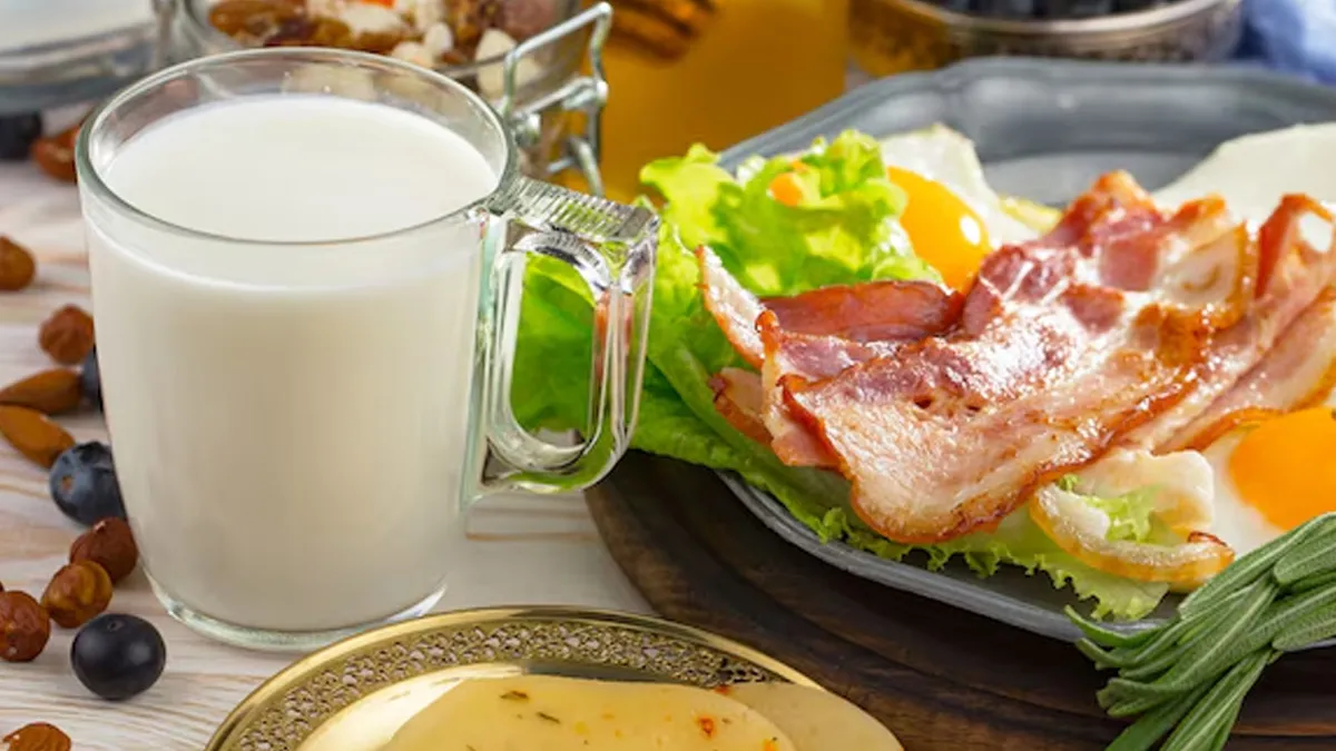 foods that should not be consumed with milk expert tells wrong food combinations 01