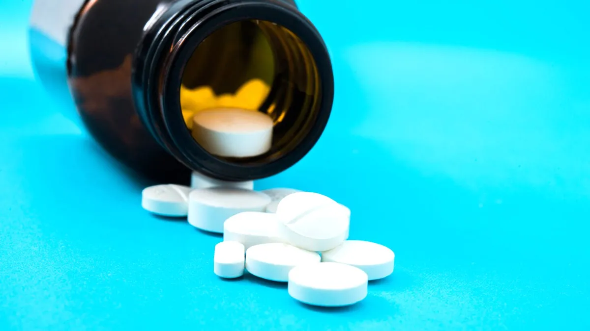 is it safe to take painkillers daily know its side effects Main