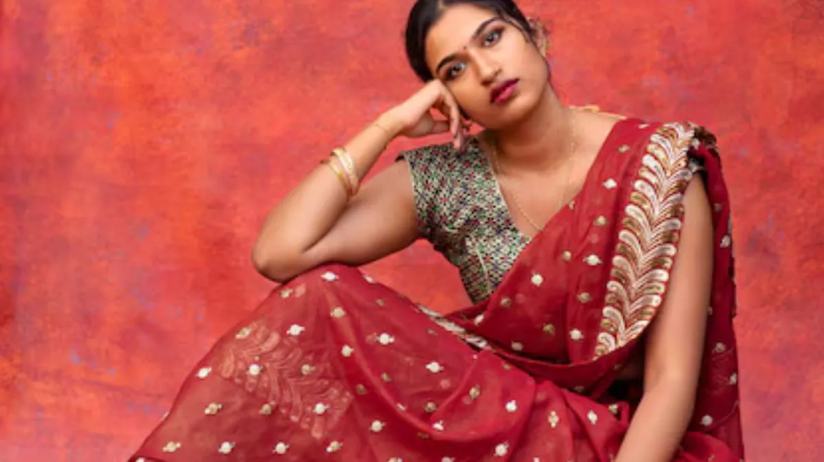 Petticoat Cancer: புடவை கட்டும் பெண்களுக்கு புற்றுநோய் ஆபத்து! எப்படி தெரியுமா?