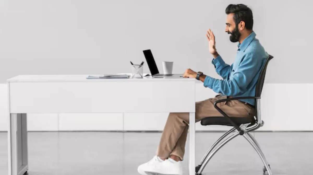 Sitting Risks: எவ்வளவு நேரம் தொடர்ச்சியாக உட்காருவது உடலுக்கு கேடு தெரியுமா?