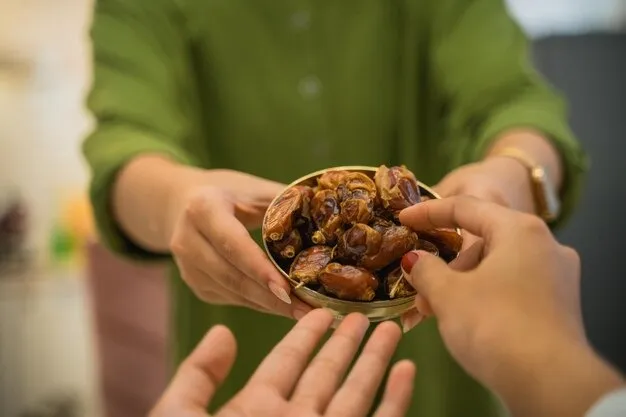 பேரீச்சம்பழத்தின் முழு ஆரோக்கியமும் கிடைக்க - எப்படி சாப்பிடனும், எந்த நேரத்துல சாப்பிடனும்னு தெரிஞ்சிக்கோங்க!