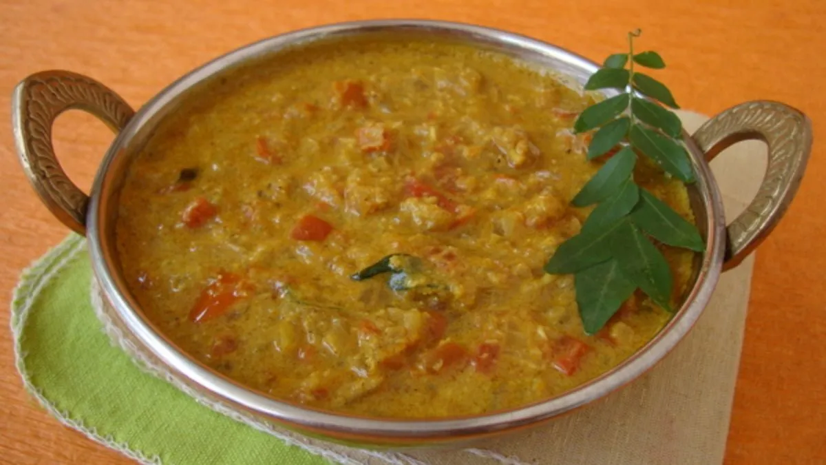 Chettinad Thakkali Kurma: இட்லி, தோசைக்கு ஏற்ற செட்டிநாடு தக்காளி குருமா செய்முறை!