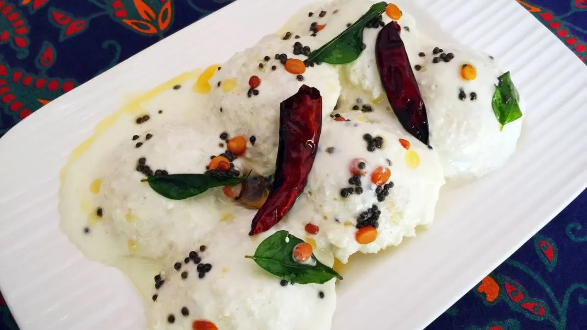 Curd Idli: தயிர் வடை சாப்பிட்டிருப்பீங்க... எப்போவாது தயிர் இட்லி சாப்பிட்டிருக்கீங்களா? இதோ ரெசிபி!