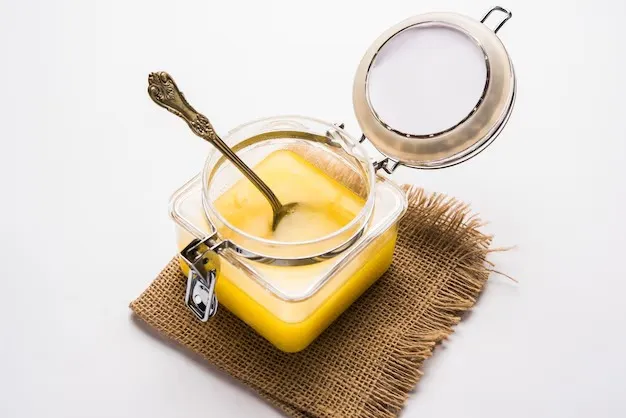 Who Should Avoid Ghee: இவங்க எல்லாம் நெய் சாப்பிடனுன்னு ஆசைப்படவே கூடாது - ஏன்?