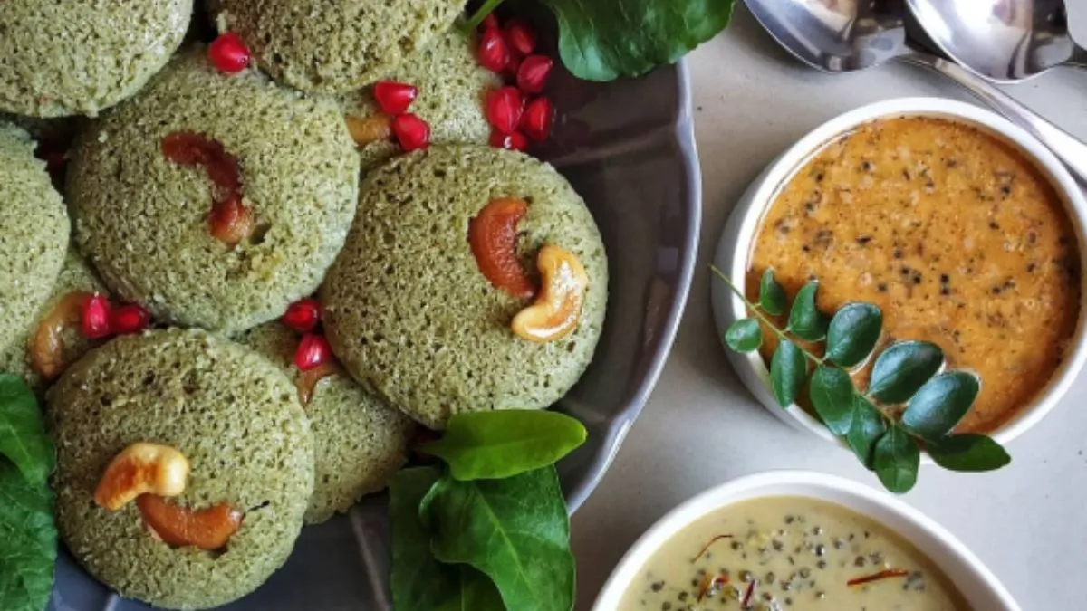 Palak paneer idli: சுவை மட்டுமல்ல ஆரோக்கியத்தையும் அள்ளித் தரும் சூப்பரான பாலக் பனீர் இட்லி! இப்படி செஞ்சி பாருங்க