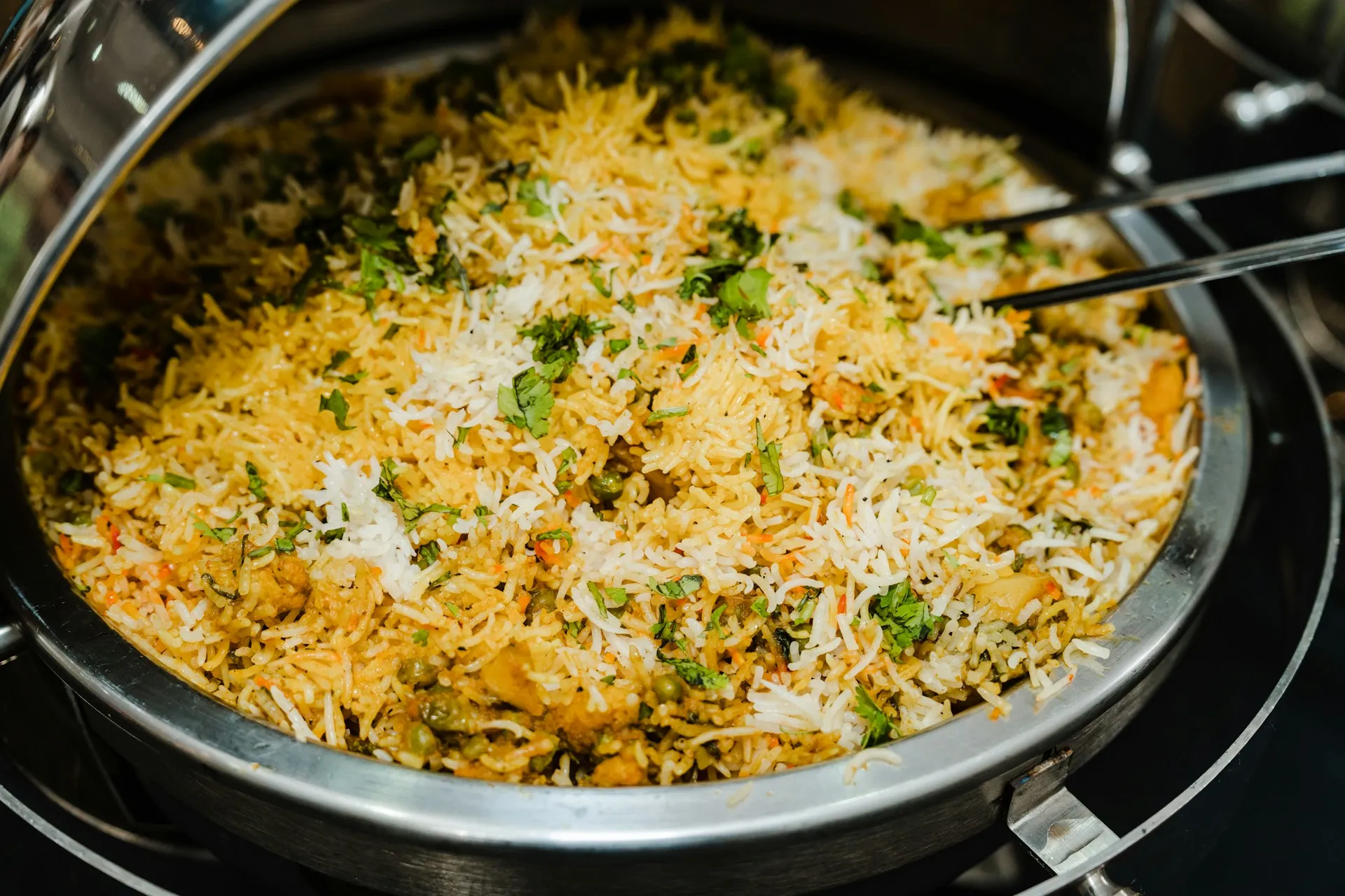 Mughlai Chicken Biryani: வீட்டிலேயே அட்டகாசமான முகலாய் சிக்கன் பிரியாணி செய்யலாமா?