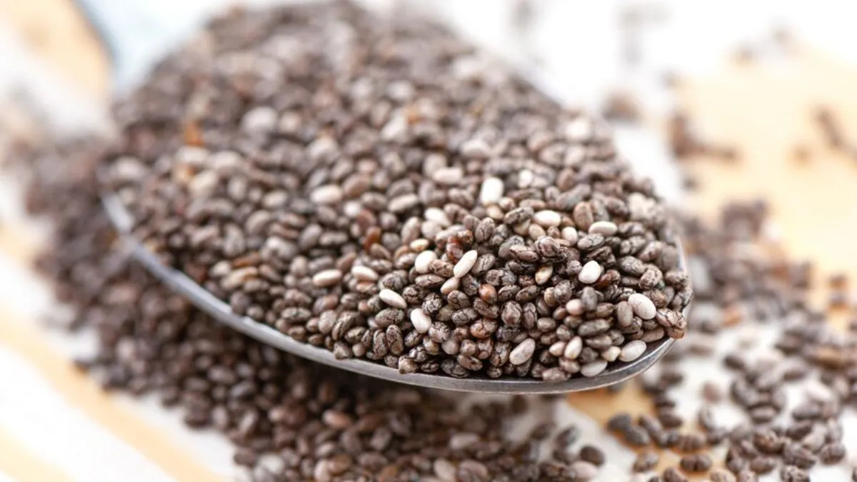 Chia seeds side effects: தினமும் சியா விதை எடுத்துக் கொள்பவரா நீங்க? அப்ப கட்டாயம் இத பாருங்க