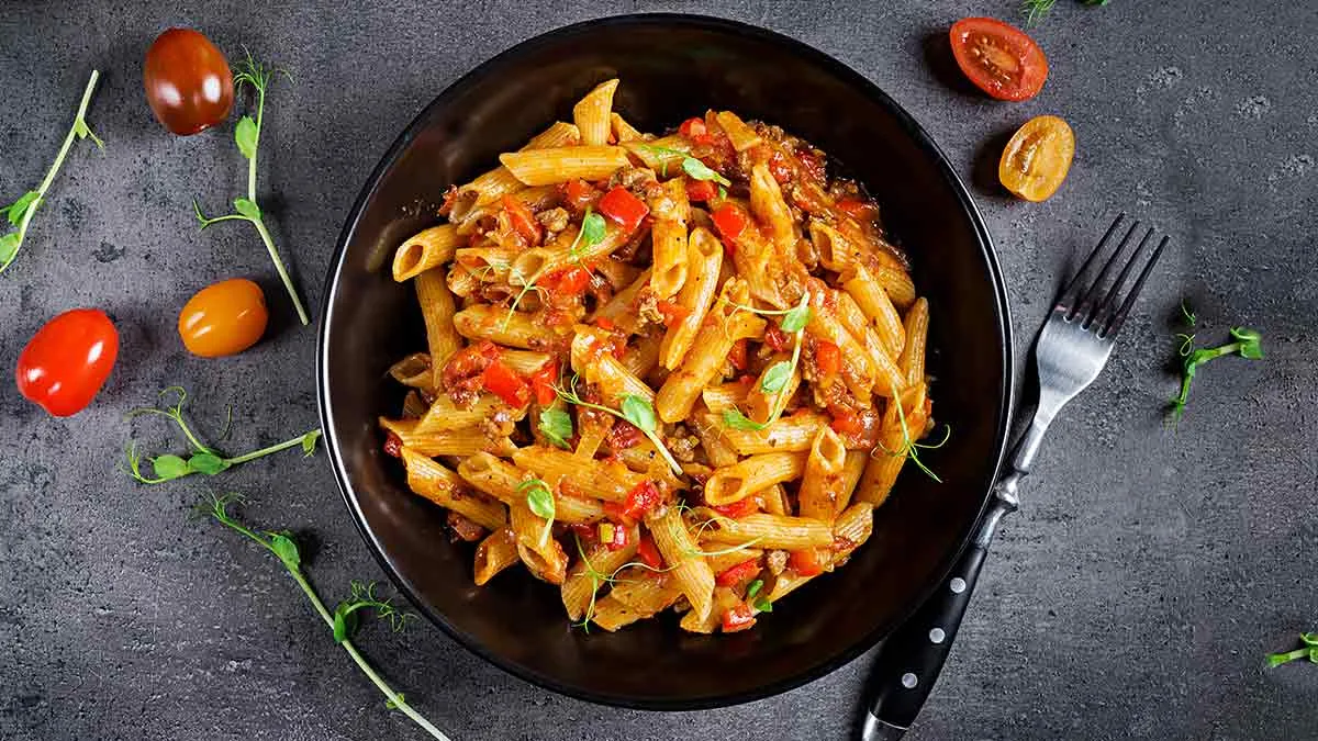 Pasta for Breakfast: காலை உணவாக பாஸ்தா சாப்பிடுவது ஆரோக்கியமானதா? நிபுணர்கள் கூறுவது இங்கே!