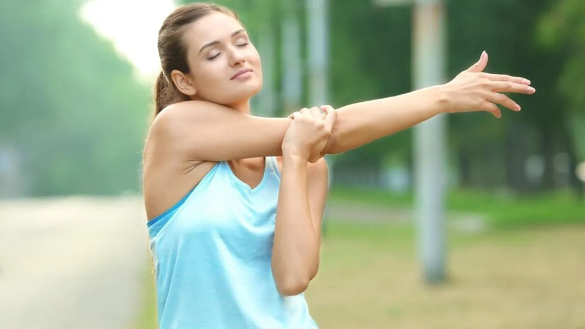 Yoga for tennis elbow: டென்னிஸ் எல்போ வலியைக் குணமாக்க நீங்க செய்ய வேண்டிய யோகாசனங்கள் எது தெரியுமா?