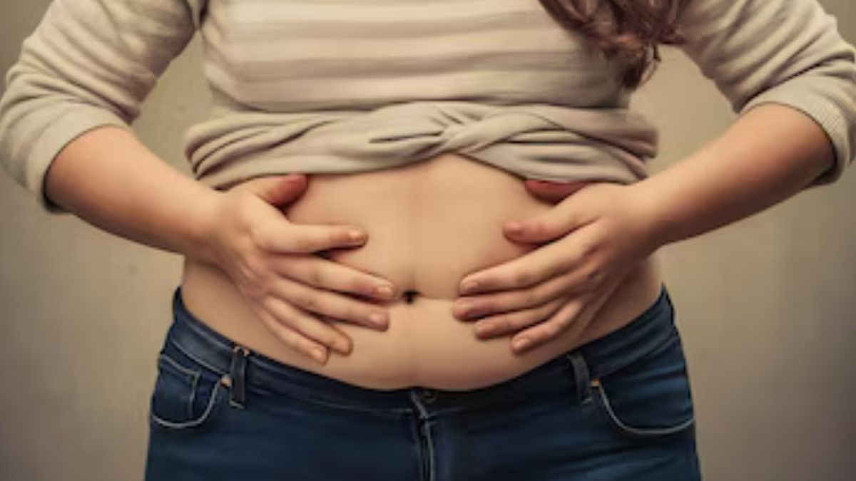 how to tighten a saggy stomach