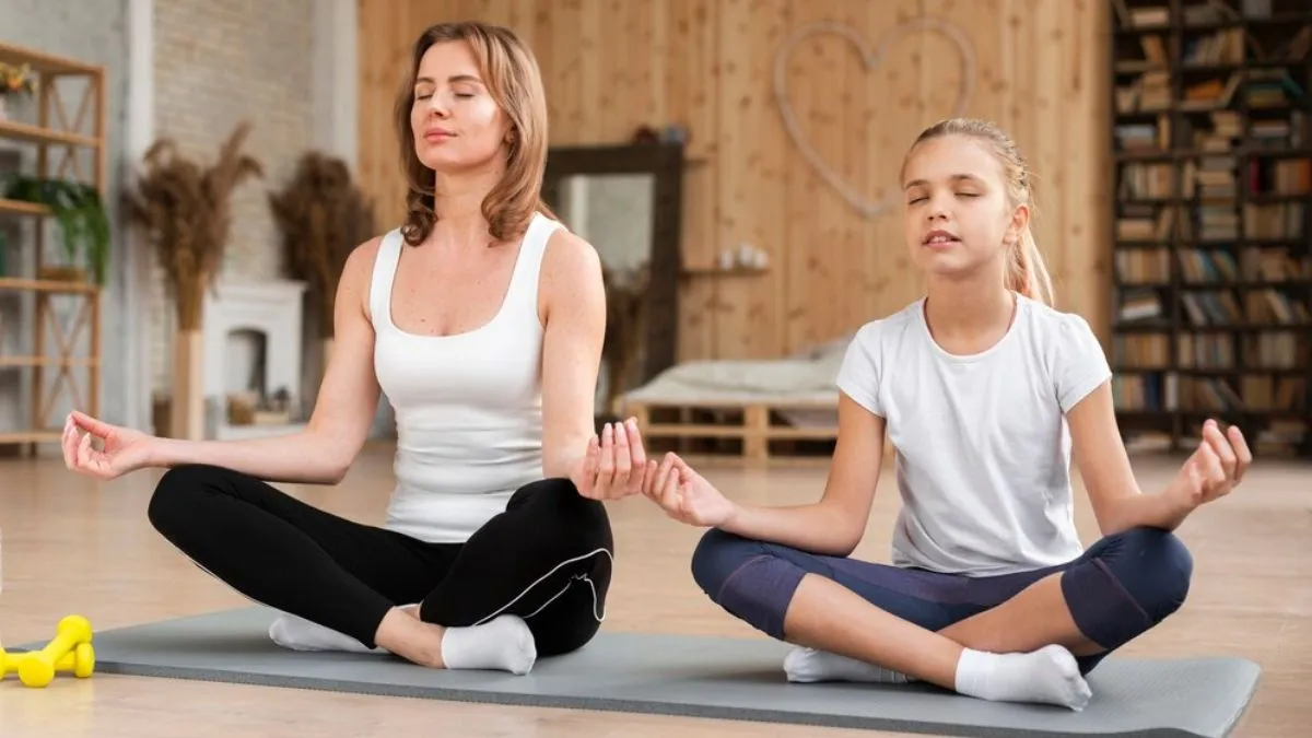 Stress reducing yoga: மாணவர்களே! எக்ஸாம் டைம்ல பதட்டத்தைக் குறைக்க இந்த யோகாசனங்கள் செய்யுங்க