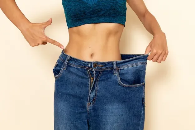 Weight Loss By Ayurveda: காலையில் வெறும் வயிற்றில் இந்த பொருட்களை மென்று சாப்பிட்டால்... உடல் எடை கிடுகிடுன்னு குறையுமாம்...!