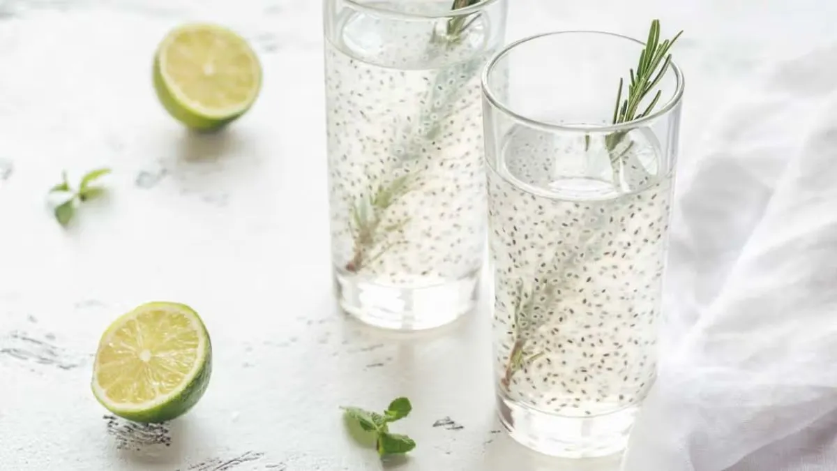 Summer Weight Loss Drink: உடல் எடையை வேகமாக குறைக்க சப்ஜா விதைகளுடன் இவற்றை சேர்த்து சாப்பிடுங்க!
