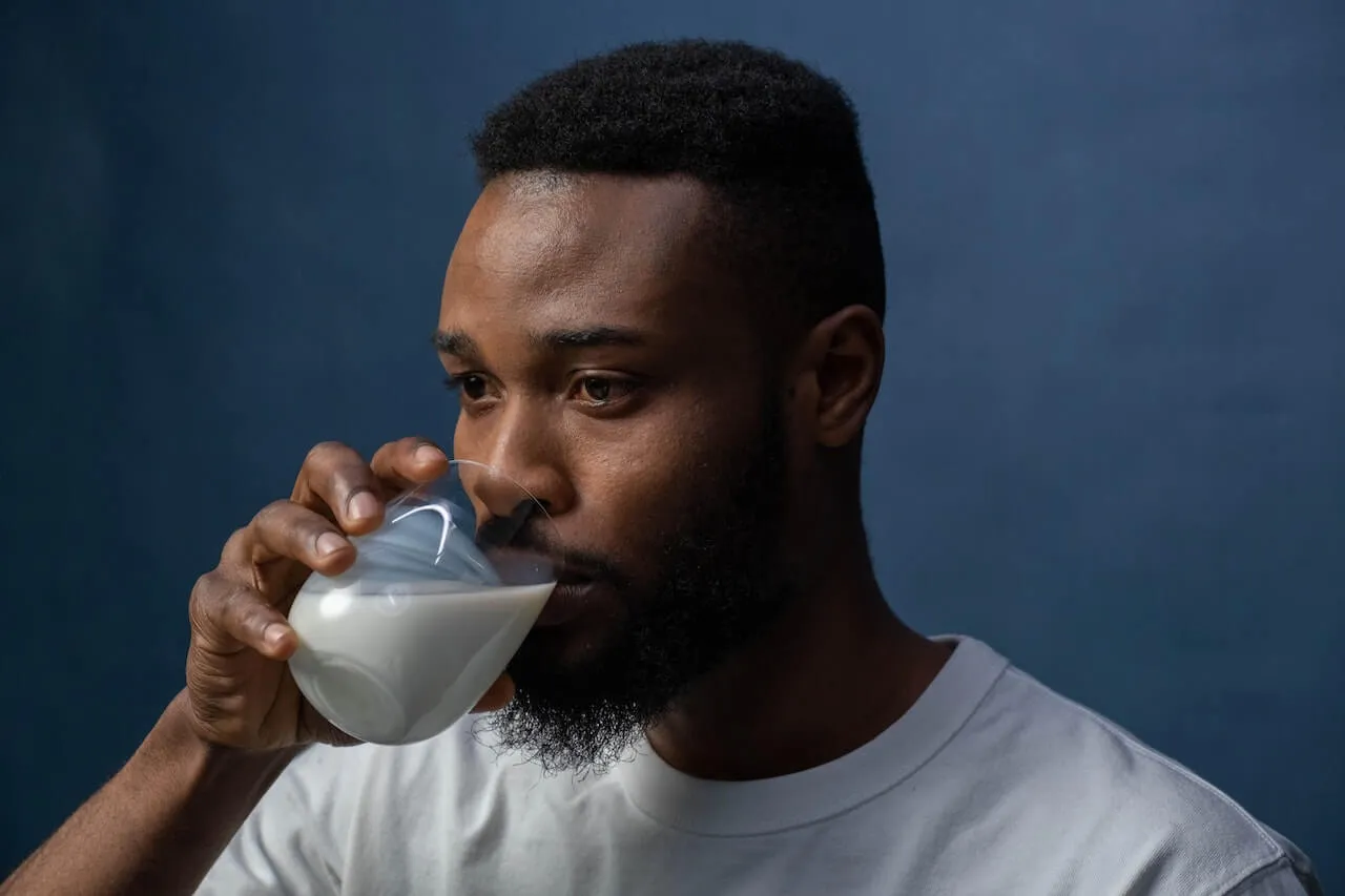 Drinking Milk: உங்களுக்கு சாப்பிட்ட பிறகு பால் குடிக்கும் பழக்கம் இருக்கா?