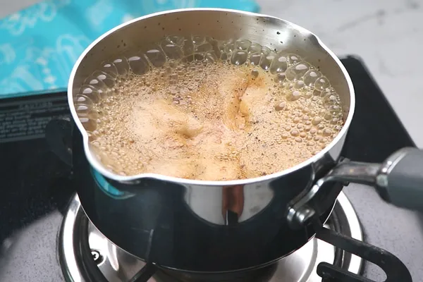 Reheated Tea: ஆறிப்போன டீயை மீண்டும் சூடுபடுத்தி குடிப்பதால் அசிடிட்டி & கல்லீரல் பாதிப்பு வருமா?