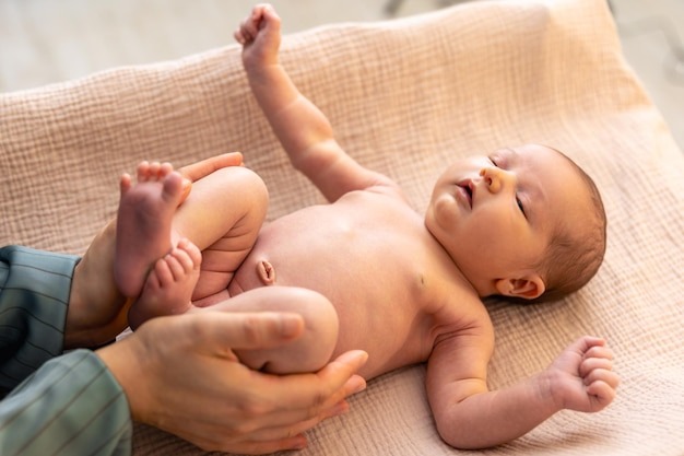 Newborn summer Tips: பெற்றோருக்கு எச்சரிக்கை.. கோடையில் பச்சிளம் குழந்தைகளுக்கு இந்த முன்னெச்சரிக்கை நடவடிக்கைகளை எடுங்கள்..!