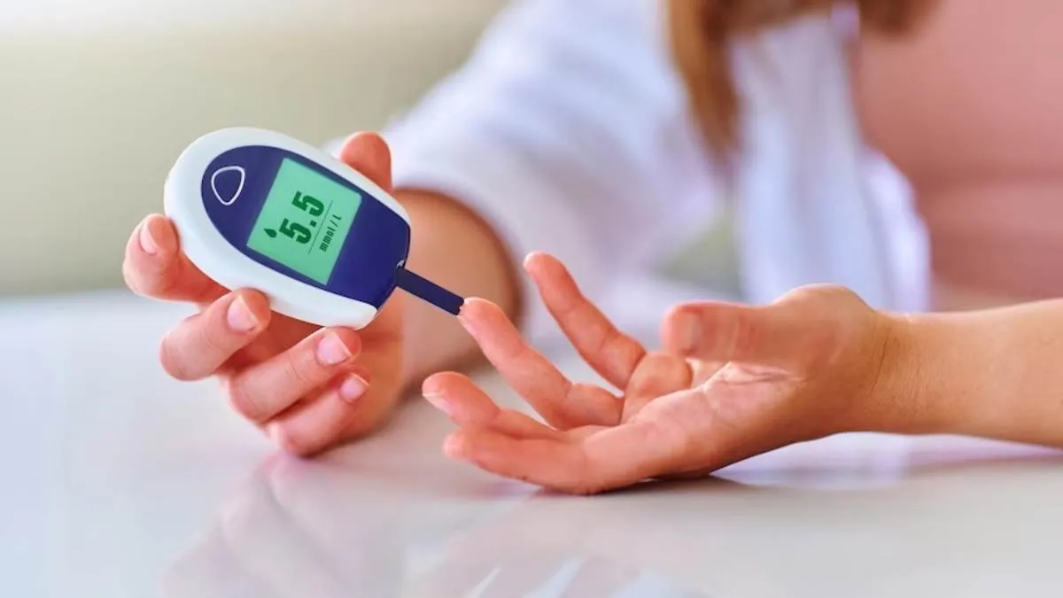 Diabetes Symptoms: டைப் 1 மற்றும் டைப் 2 நீரிழிவு நோயின் ஆரம்ப அறிகுறிகள் என்ன தெரியுமா?
