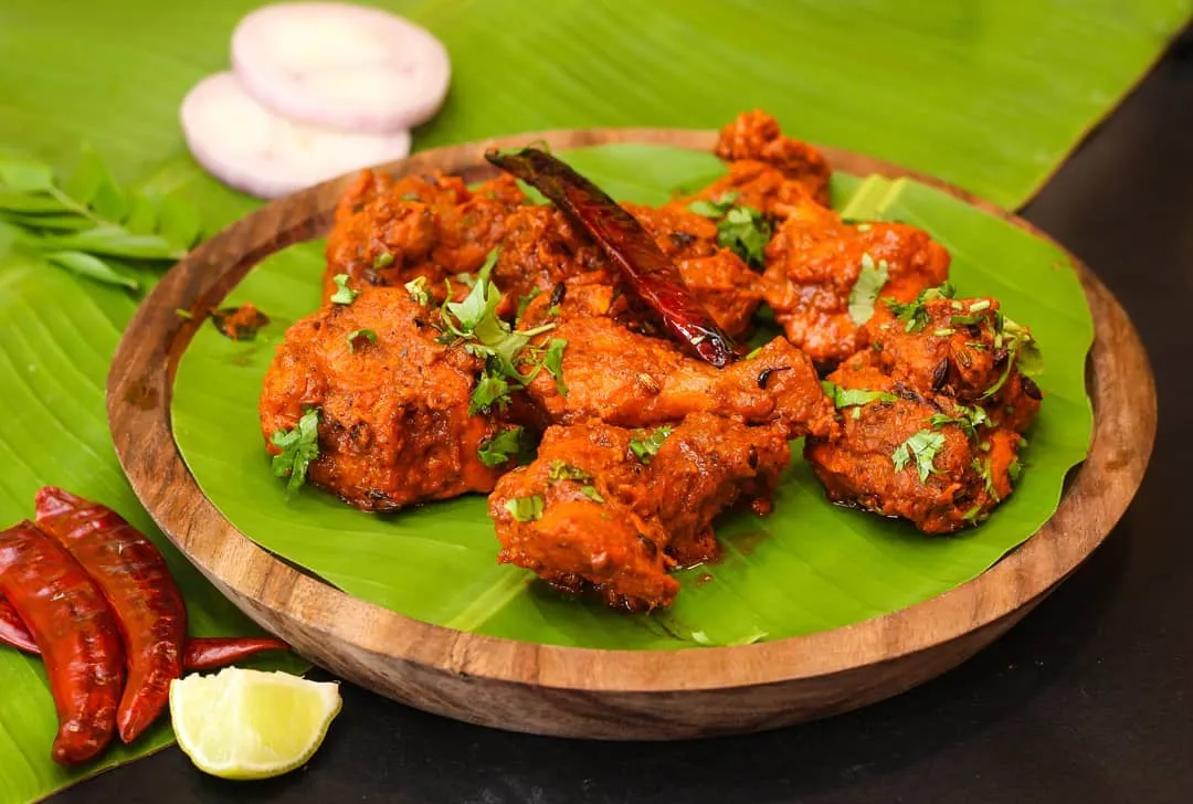Guntur Chicken Masala: ஒரு முறை சிக்கனை இப்படி செய்து கொடுங்க... அடிக்கடி செய்ய சொல்லி கேப்பாங்க!
