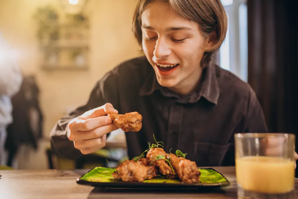 Benefits of Eating Chicken: எடை குறைப்பு டு நோயெதிர்ப்பு சக்தி வரை தினமும் சிக்கன் சாப்பிடுவது எம்புட்டு நல்லது தெரியுமா?