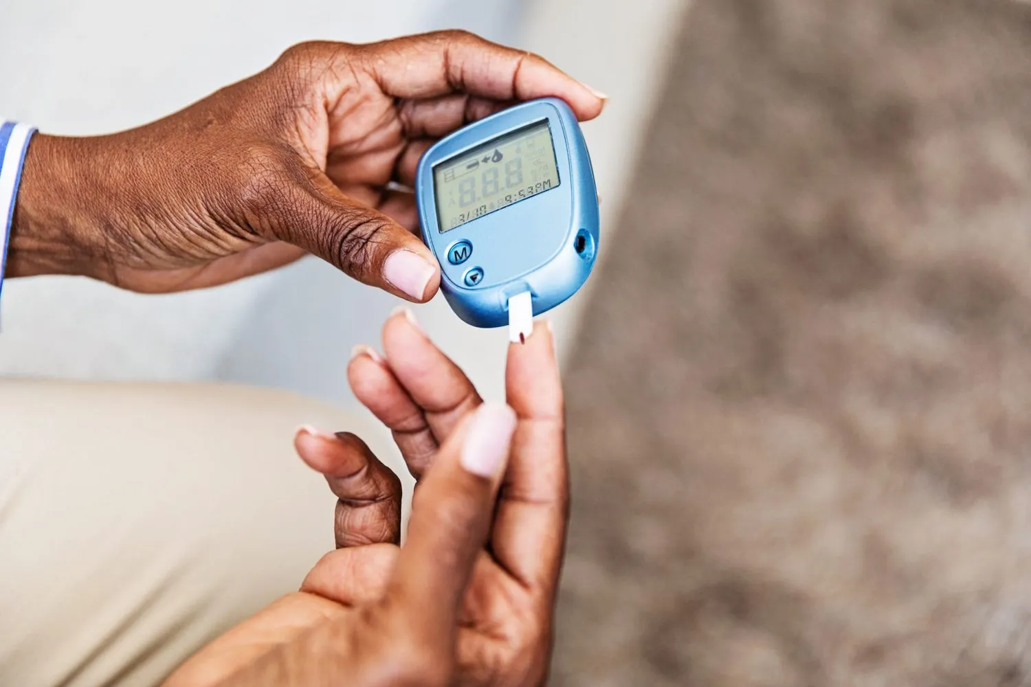 Dairy and Diabetes: நீரிழிவு நோயாளிகள் பால் குடித்தால் சர்க்கரை அளவு அதிகரிக்குமா? நிபுணர்கள் கூறுவது என்ன?