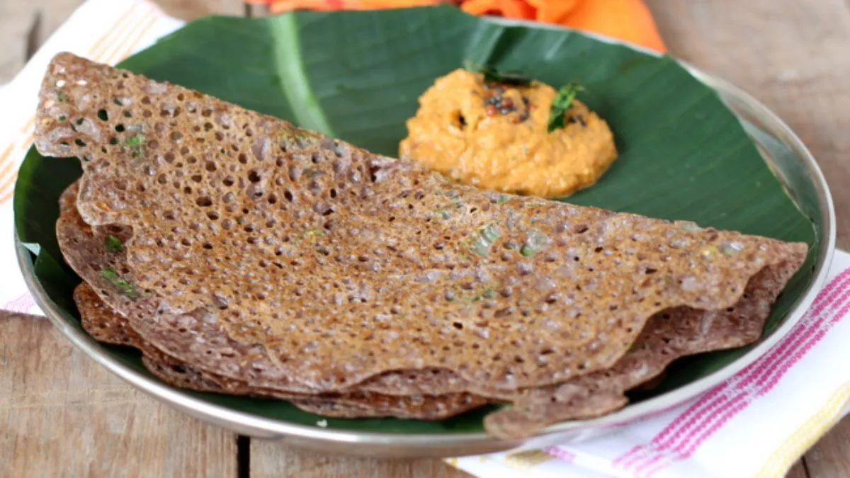 Weight Loss Dosa: உடல் எடை குறைய புரோட்டீன் நிறைந்த ராகி பச்சைப்பயிறு தோசை செய்முறை!