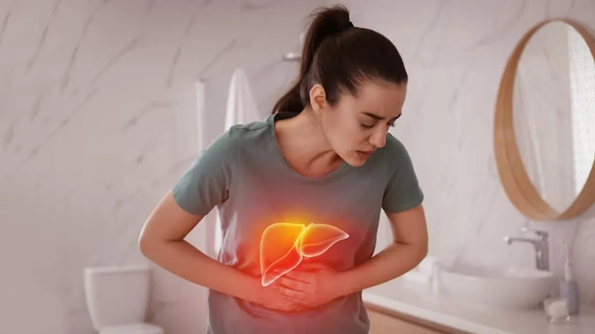 Fatty Liver Diet: கல்லீரலைச் சுற்றியுள்ள கொழுப்பை நீக்க இந்த உணவுகளை தினமும் சாப்பிடுங்க!!