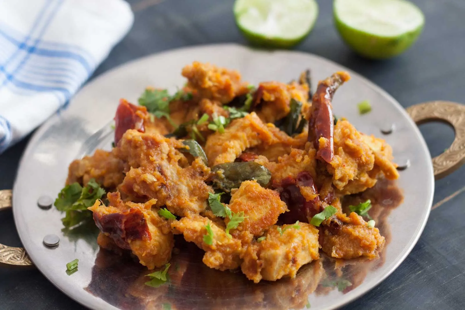 Pallipalayam Chicken: இந்த முறை சிக்கன் வாங்கினா பள்ளிபாளையம் சிக்கன் பண்ணுங்க.. வெறும் 10 நிமிஷம் போதும்!