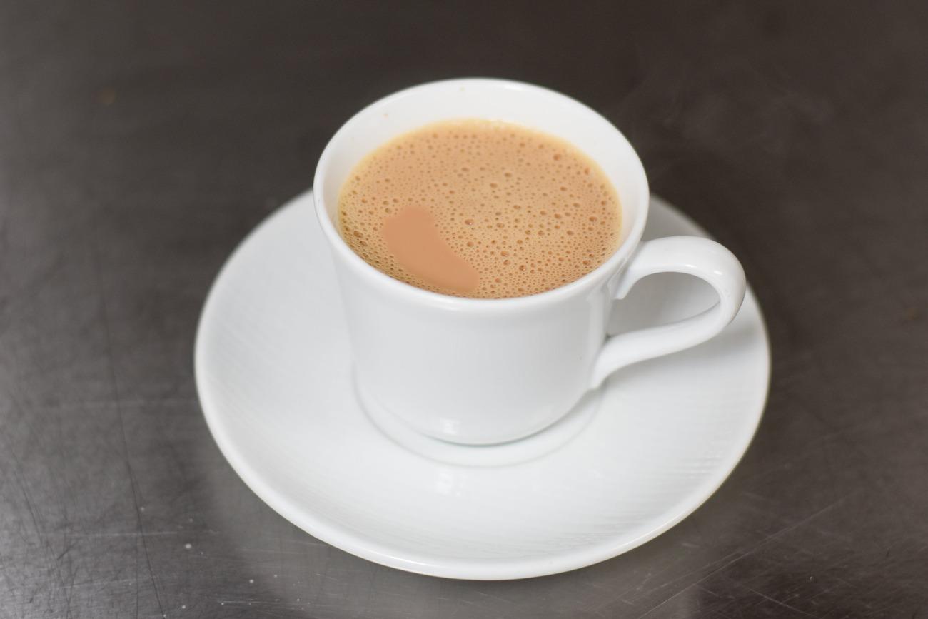Evening Tea: மாலை நேரத்தில் டீ குடிப்பது நல்லதா? இதன் நன்மை தீமைகள் இங்கே!