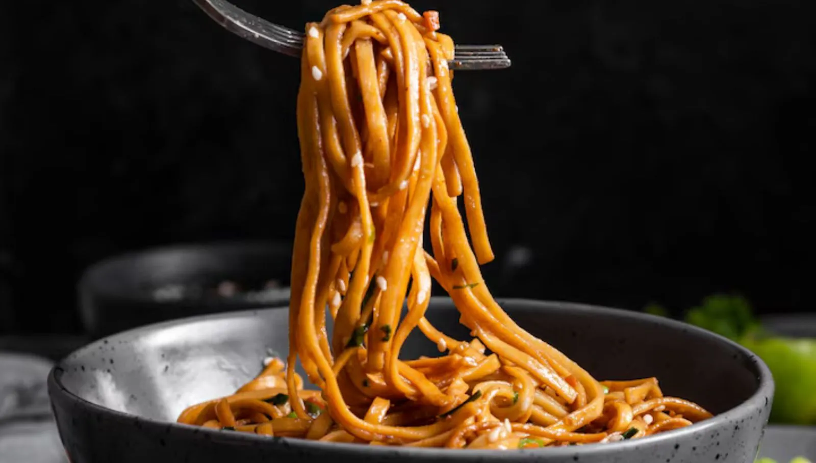 Noodles: எத்தனை வகை நூடுல்ஸ் உள்ளது? எந்த நூடுல்ஸ் உடலுக்கு நல்லது?