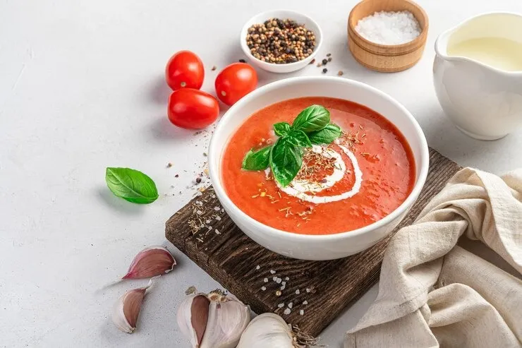 Soups For Summer: கோடையில் குளு குளுப்பை அதிகரிக்க... அடுப்பே பற்ற வைக்காமல் அசத்தலான 5 சூப்கள தயாரிக்கலாம் வாங்க...!