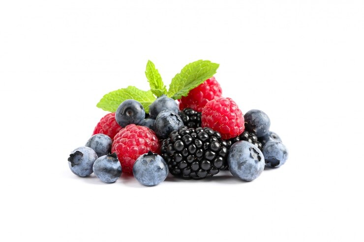 group-fresh-berries-isolated-clo