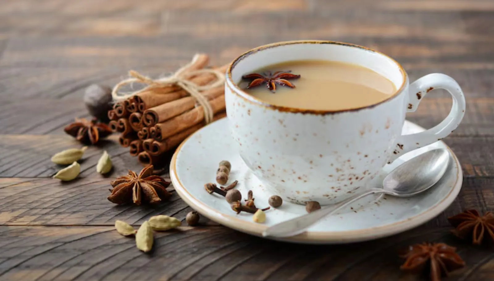 Clove Tea Benefits: அந்த டீ, இந்த டீ இல்ல, இனி தினசரி காலை இந்த டீ மட்டும் குடிங்க., கிராம்பு டீ நன்மைகள்!