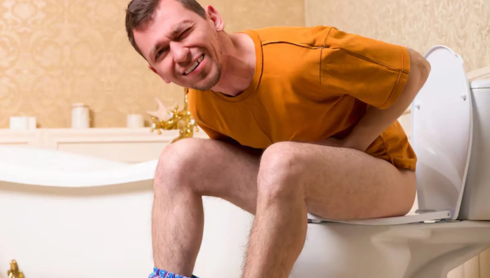 Constipation Relief: திடீரென ஏற்படும் மலச்சிக்கல் பிரச்சனை தீர்க்க உதவும் 5 ஆயுர்வேத சிகிச்சைகள்!