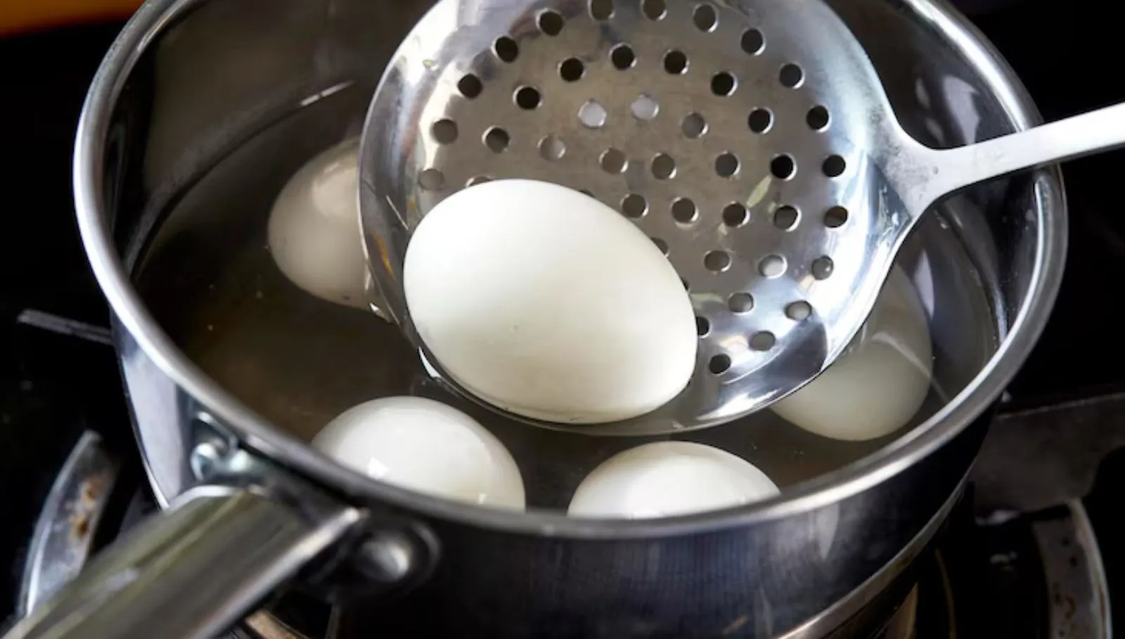 Eggs and Ayurveda: ஆயுர்வேத உண்மை, இப்படி முட்டை சாப்பிட்டால் ஒட்டுமொத்த நன்மையும் உங்களுக்குதான்!