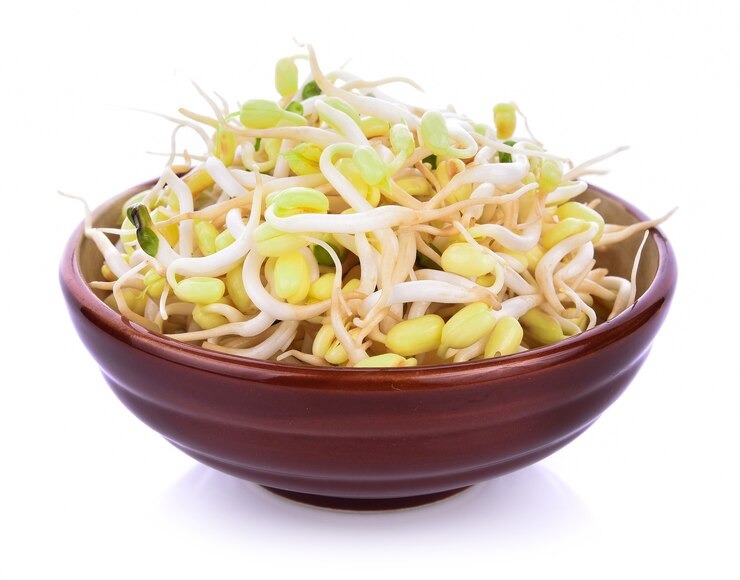 bean-sprouts-bowl-white-backgrou