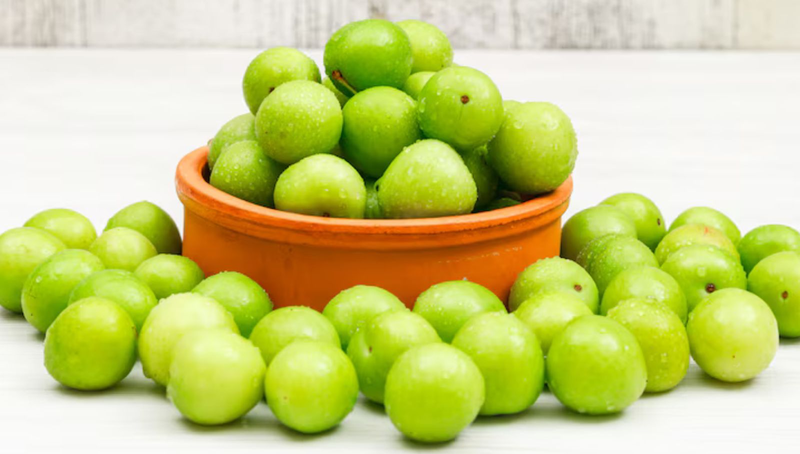 amla-eating-health-benefit